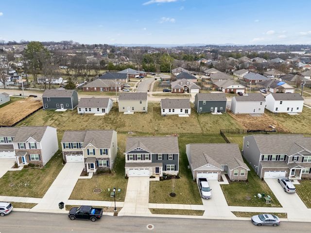 325 Heritage Ave, Gallatin, TN 37066