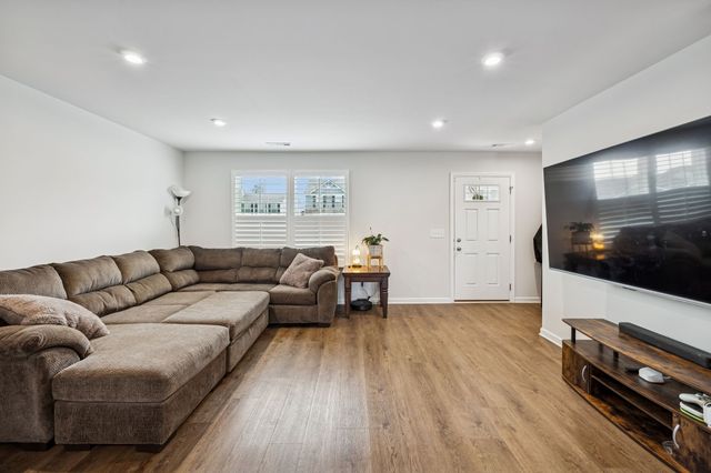 325 Heritage Ave, Gallatin, TN 37066