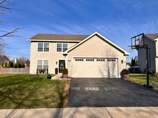 2214 Andrew Trail, Montgomery, IL 60538