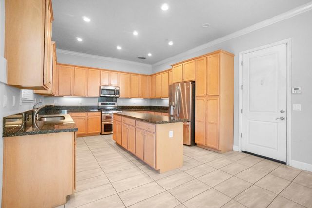 8647 Mahonia Dr, El Dorado Hills, CA 95762