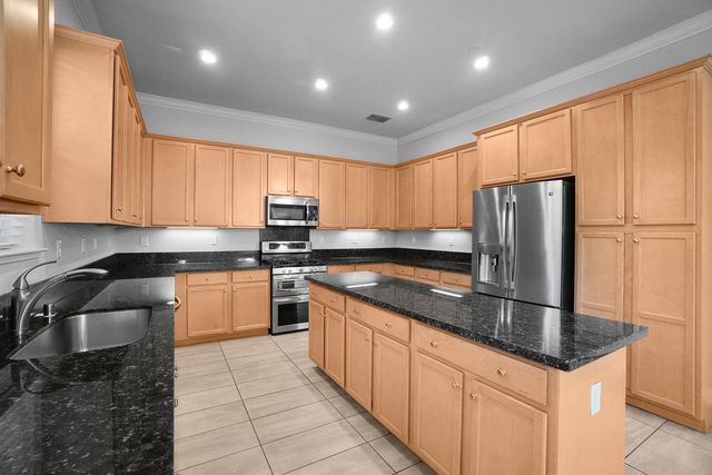 8647 Mahonia Dr, El Dorado Hills, CA 95762