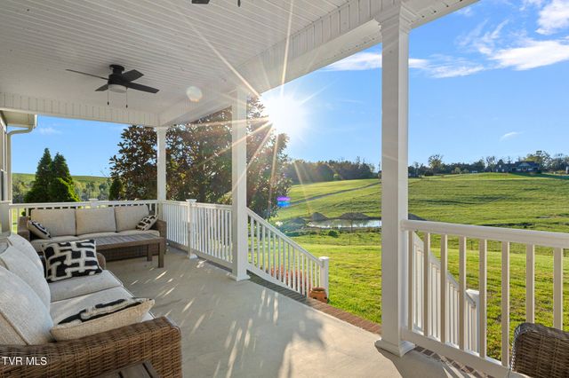 4085 Old Stage Road, Chuckey, TN 37641