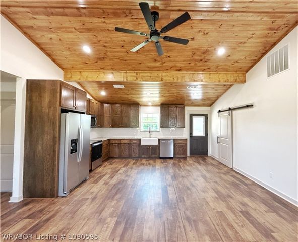 110 Hall Lane, Pocola, OK 74902