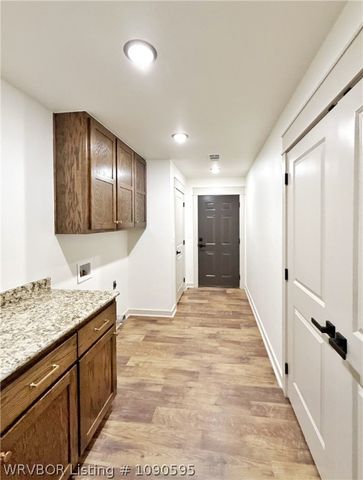 110 Hall Lane, Pocola, OK 74902