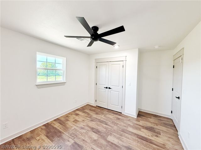 110 Hall Lane, Pocola, OK 74902