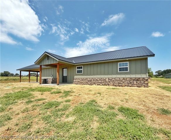 110 Hall Lane, Pocola, OK 74902