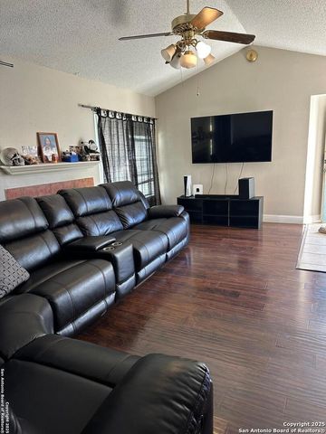 14234 Swallow, San Antonio, TX 78217