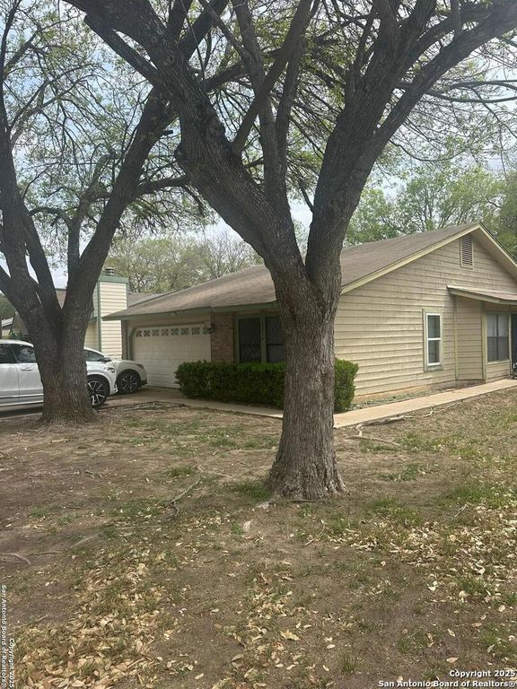 14234 Swallow, San Antonio, TX 78217