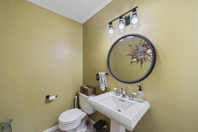 3680 Widgeon Way, Eagan, MN 55123