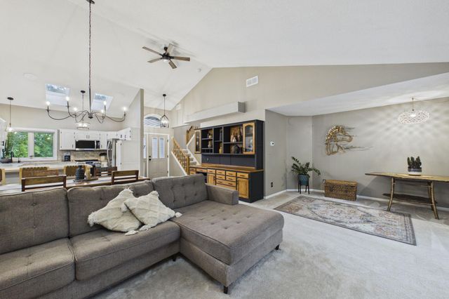 3680 Widgeon Way, Eagan, MN 55123