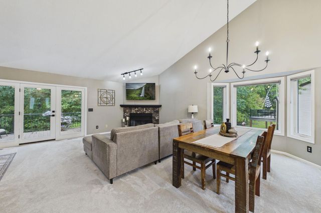 3680 Widgeon Way, Eagan, MN 55123