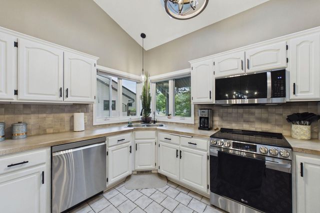 3680 Widgeon Way, Eagan, MN 55123