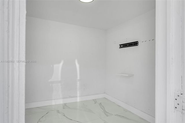250 NW 34th Avenue, Miami, FL 33125