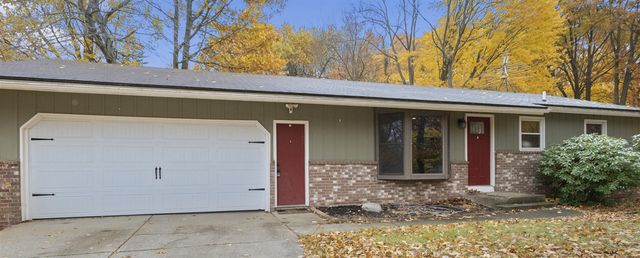 11632 Woodgate Drive, Grand Rapids, MI 49534