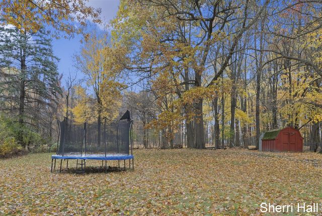 11632 Woodgate Drive, Grand Rapids, MI 49534