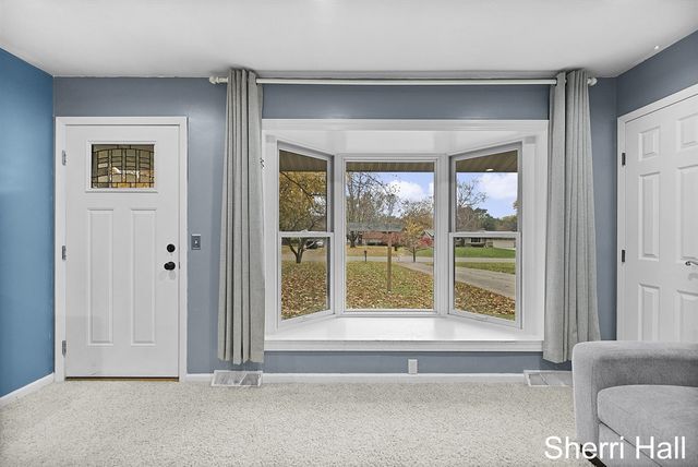 11632 Woodgate Drive, Grand Rapids, MI 49534