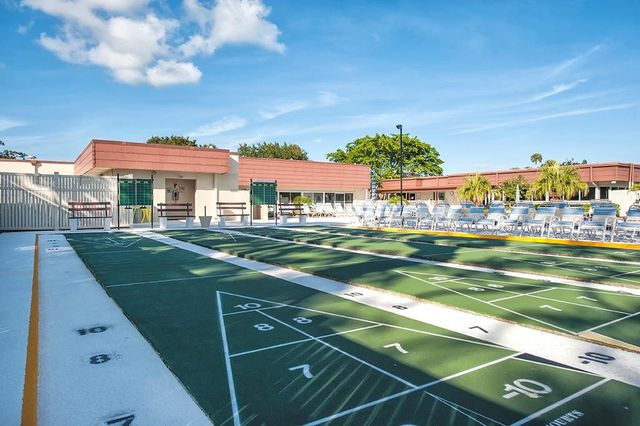 73 Royal Oak Court 206, Vero Beach, FL 32962