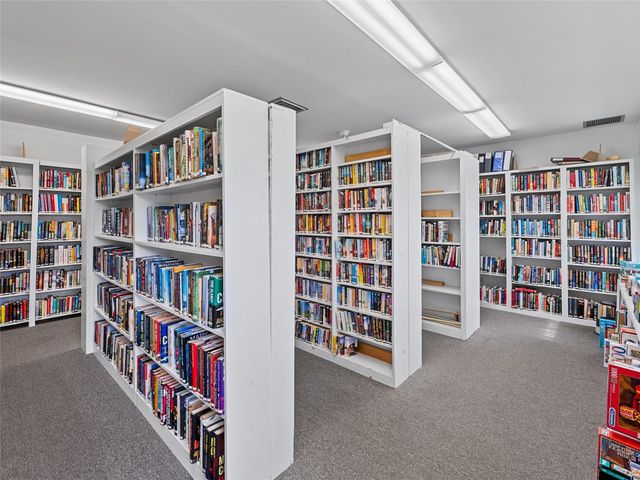 73 Royal Oak Court 206, Vero Beach, FL 32962