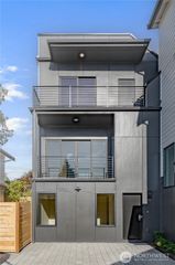 326 NW 80th Street #B, Seattle, WA 98117