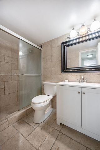 701 Three Islands Blvd 206, Hallandale Beach, FL 33009