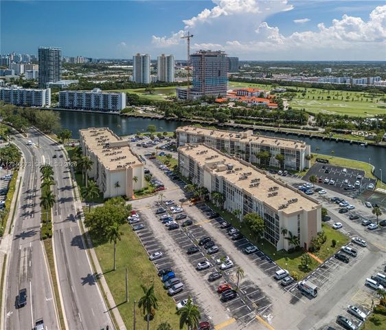 701 Three Islands Blvd 206, Hallandale Beach, FL 33009
