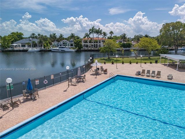 701 Three Islands Blvd 206, Hallandale Beach, FL 33009