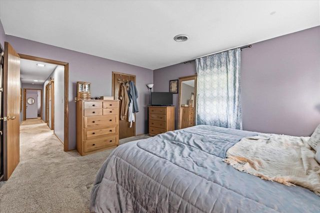 W3638 County Road H, Fredonia, WI 53021