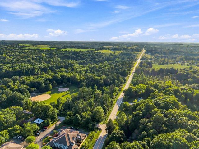 W3638 County Road H, Fredonia, WI 53021