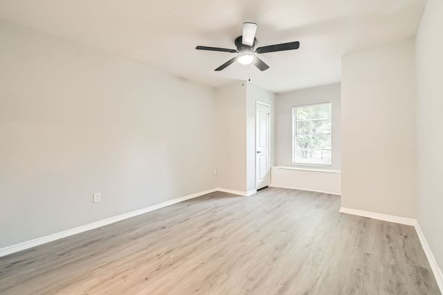 7805 Whitney Drive, White Settlement, TX 76108
