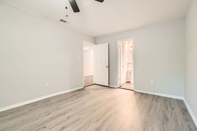 7805 Whitney Drive, White Settlement, TX 76108