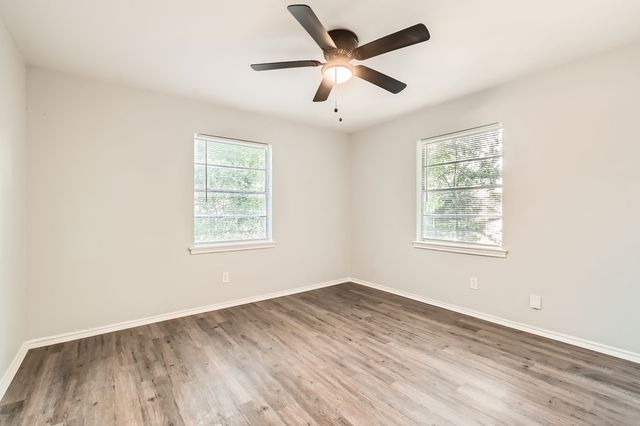 7805 Whitney Drive, White Settlement, TX 76108