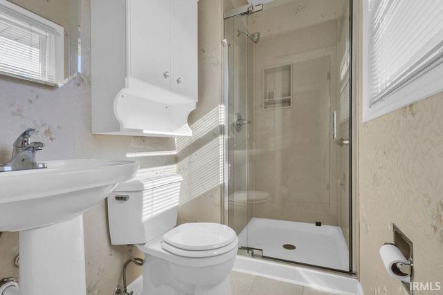 3665 E Robin Road, Bloomington, IN 47401