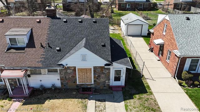 15825 Pinehurst Street, Detroit, MI 48238