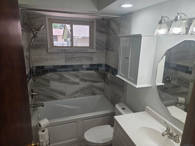 21671 N Nunneley Road, Clinton Twp, MI 48036