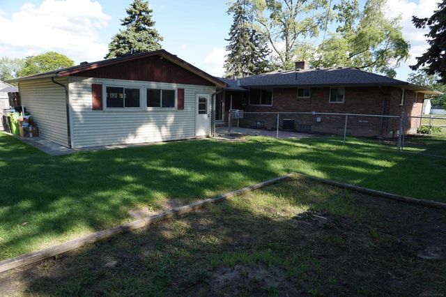 21671 N Nunneley Road, Clinton Twp, MI 48036