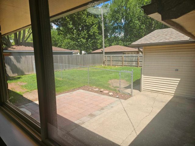 21671 N Nunneley Road, Clinton Twp, MI 48036