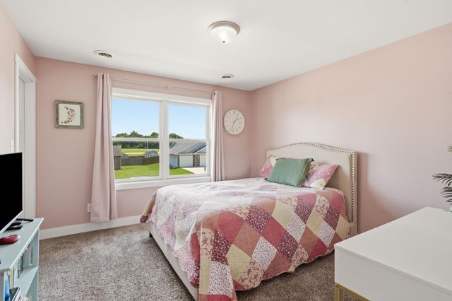 7832 W 174th Avenue, Lowell, IN 46356