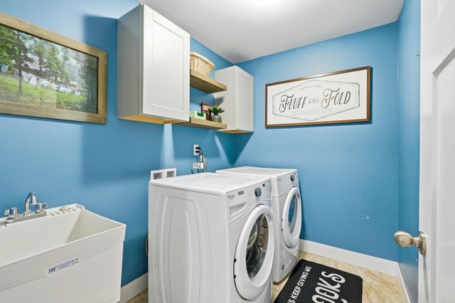 7832 W 174th Avenue, Lowell, IN 46356