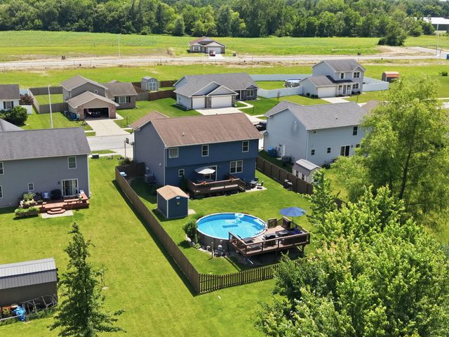7832 W 174th Avenue, Lowell, IN 46356
