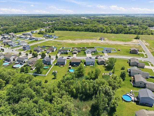 7832 W 174th Avenue, Lowell, IN 46356