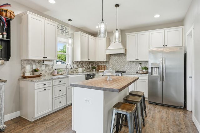 7832 W 174th Avenue, Lowell, IN 46356
