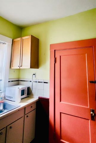 5 Cooney St 3, Somerville, MA 02143