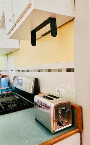 5 Cooney St 3, Somerville, MA 02143