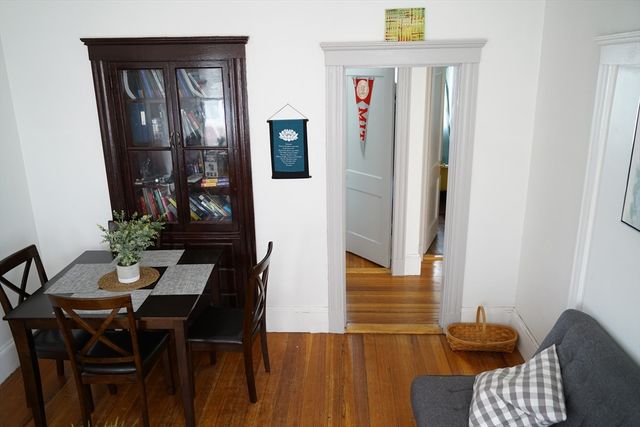 5 Cooney St 3, Somerville, MA 02143