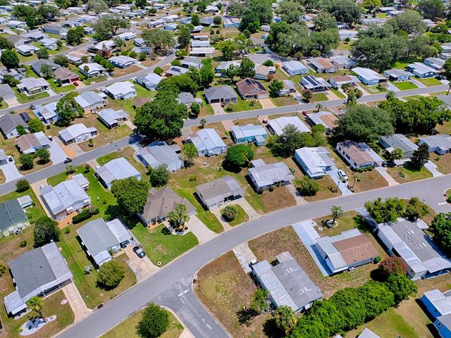 721 SHARON DRIVE, Lady Lake, FL 32159