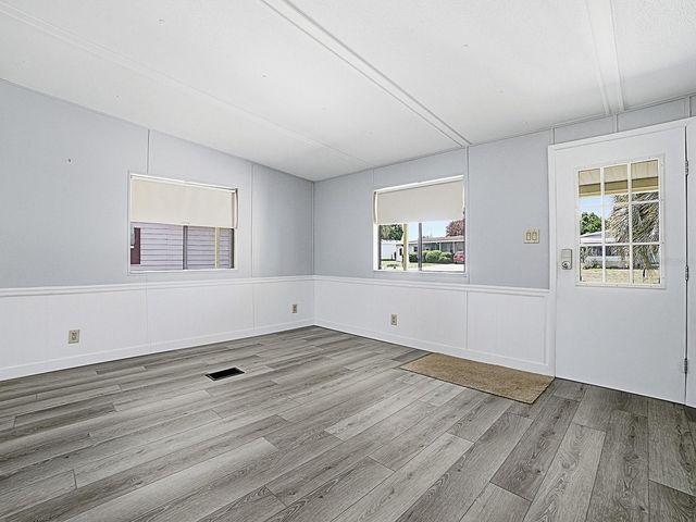 721 SHARON DRIVE, Lady Lake, FL 32159