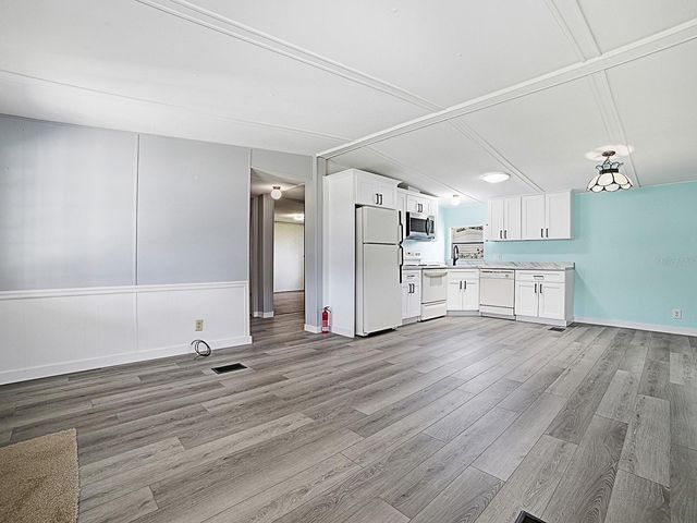 721 SHARON DRIVE, Lady Lake, FL 32159