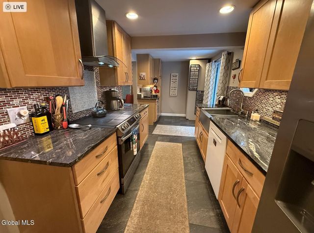 109 Thimbleberry Road, Ballston Spa, NY 12020