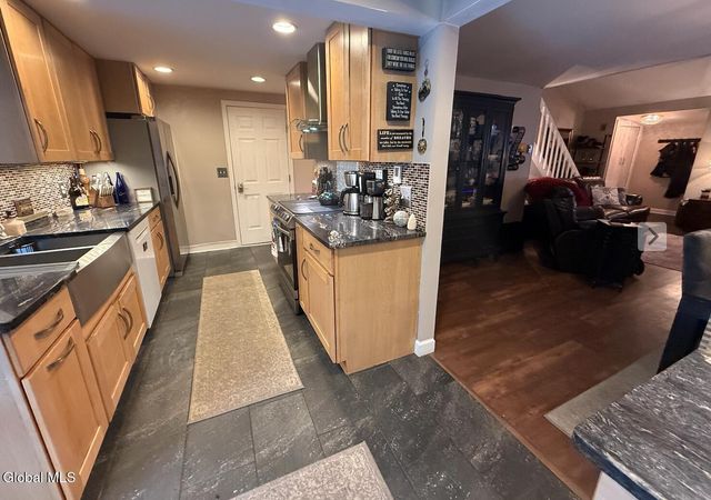 109 Thimbleberry Road, Ballston Spa, NY 12020