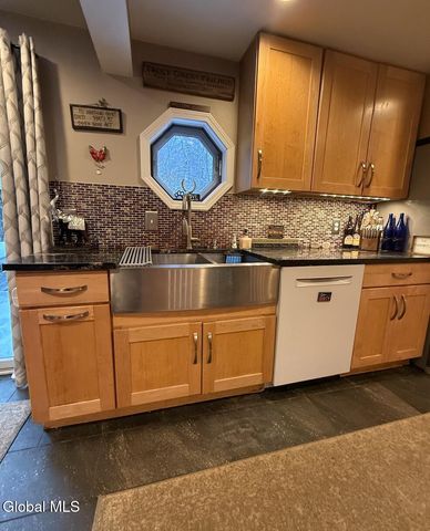 109 Thimbleberry Road, Ballston Spa, NY 12020